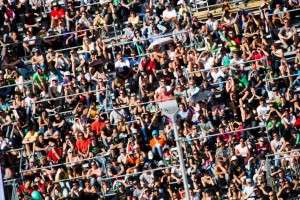 12.000 begeisterte Fans