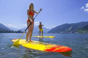 Stand-up-paddelling am Zeller See im Salzburger Land © TVB Zell am See Kaprun