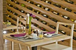 Frühstück in der Weinbar Montevino